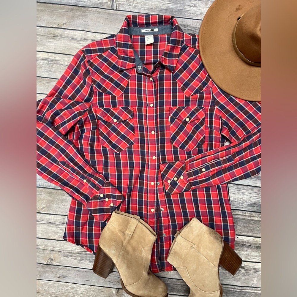 Levi's plaid pearl button western shirt